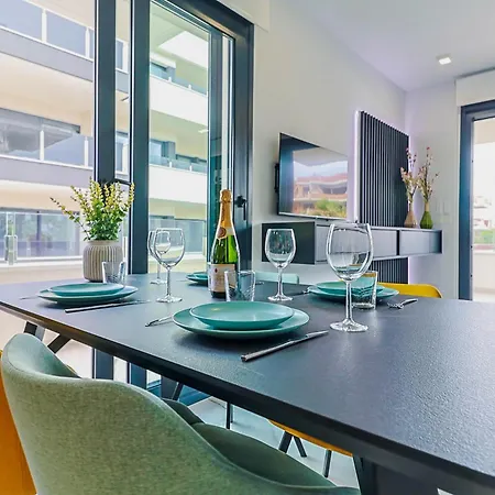 Luxury Amanecer Apartment