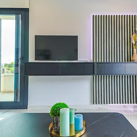 Luxury Amanecer Apartment